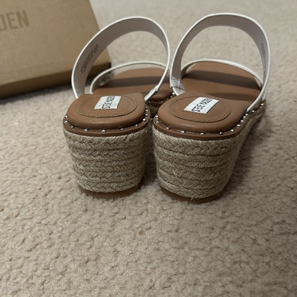 Steve Madden Azucar White Wedge Espadrille sandal - Picture 5 of 7